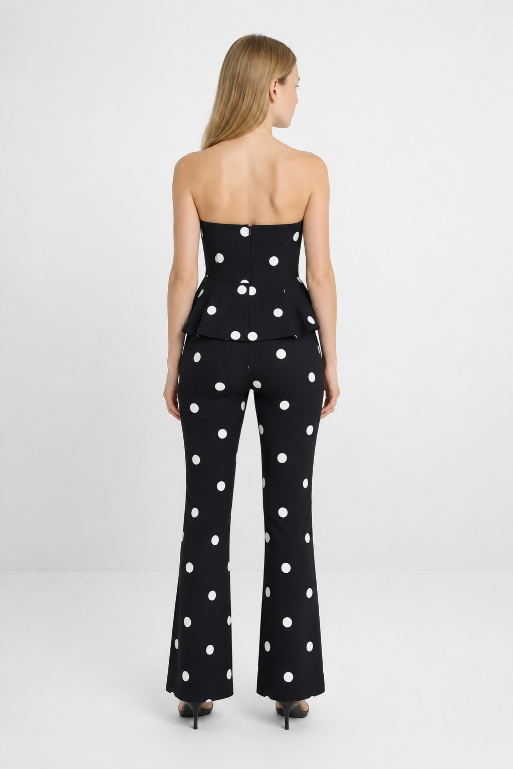 Conjunto Elegante Top Bandeau y Pantalón Palazzo