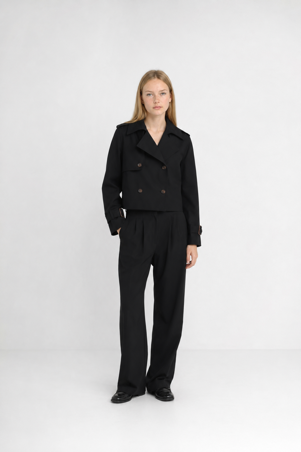 Gabardina cruzada doble botonadura