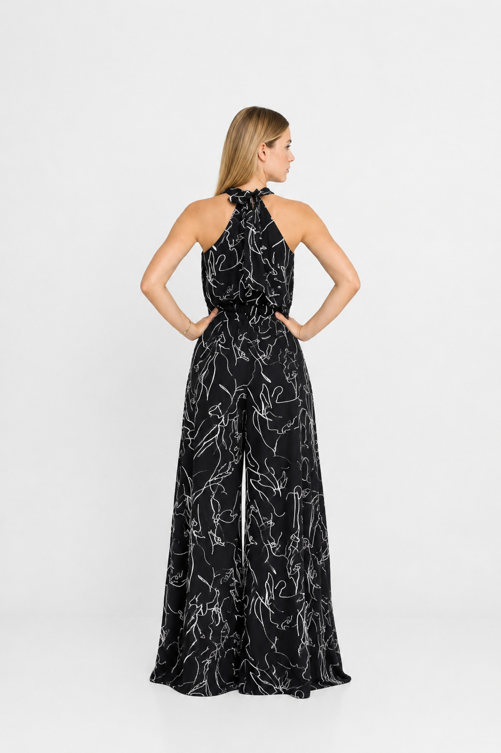 Mono Cuello Halter con Pierna Ancha Estampado