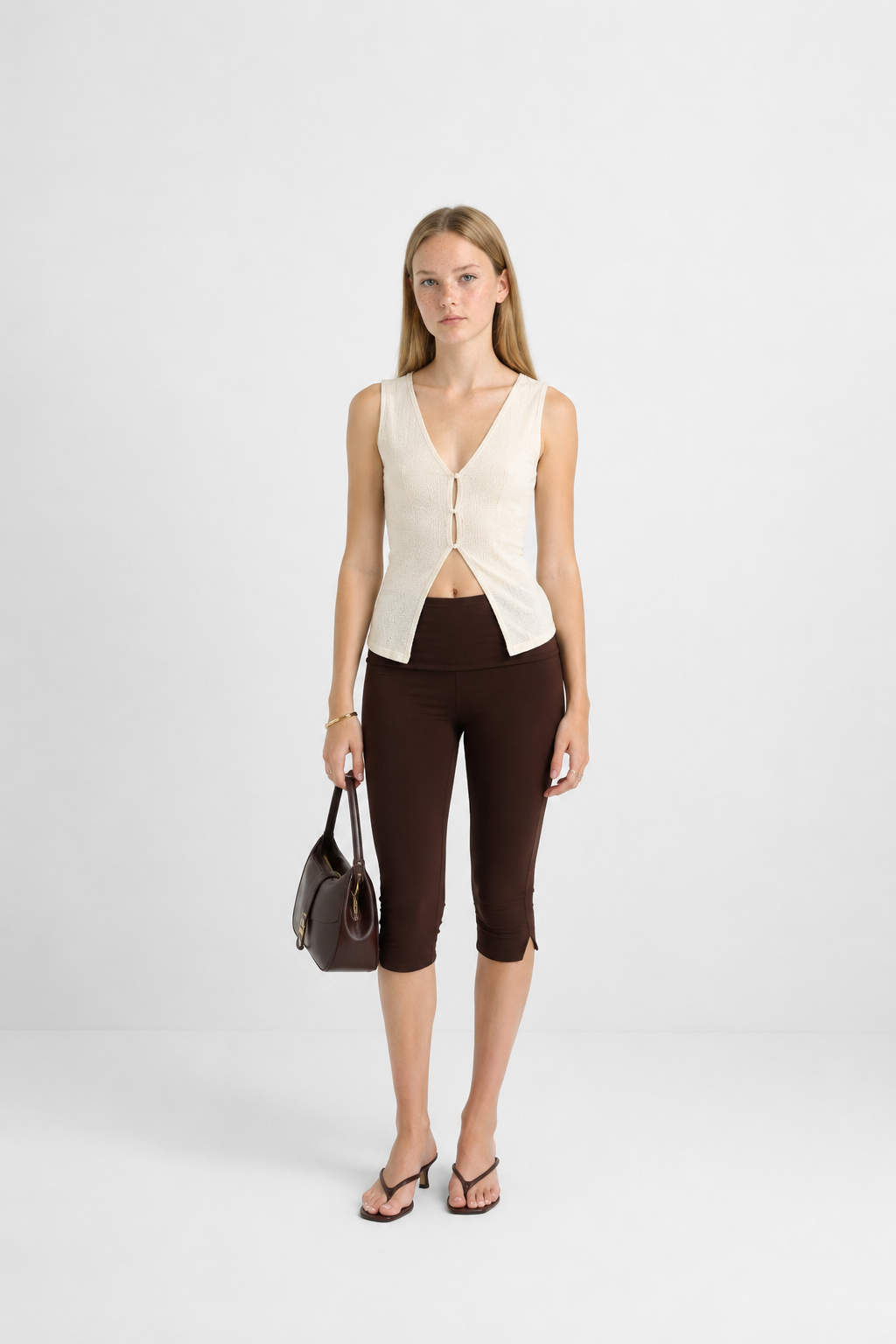 Pantalón Capri Ajustado Cintura Baja
