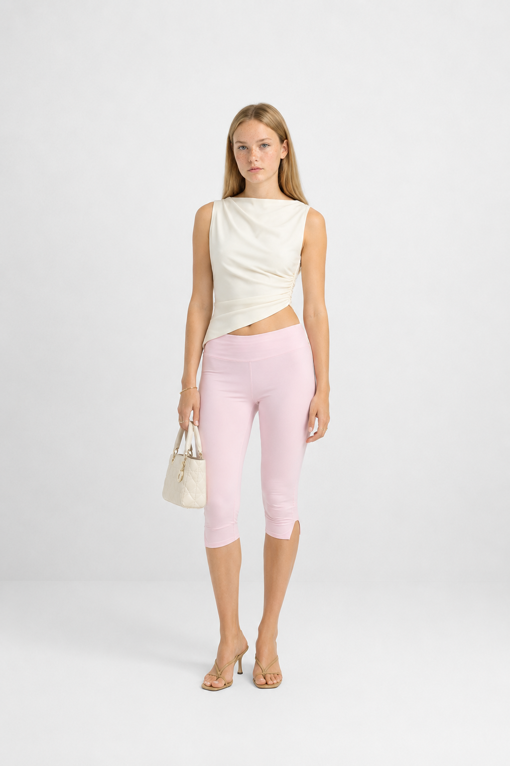 Pantalón Capri Ajustado Cintura Baja
