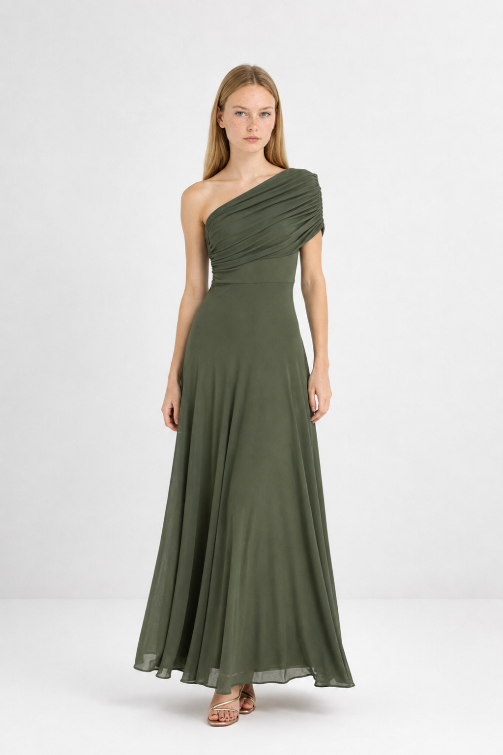 Vestido largo off-shoulder de cintura alta
